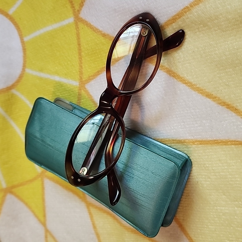 Vintage FRAME FRANCE Women's Cat-eye Eyeglasses in Tortoise color